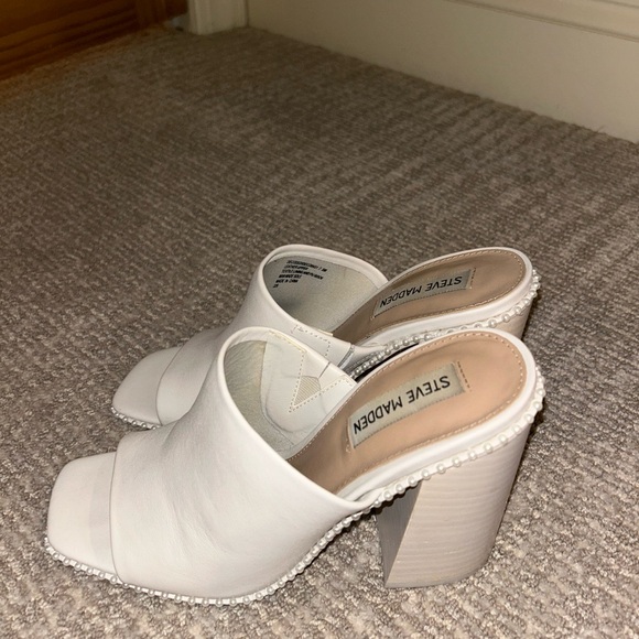 Steve Madden decoded heel with pearl trim - Picture 5 of 5